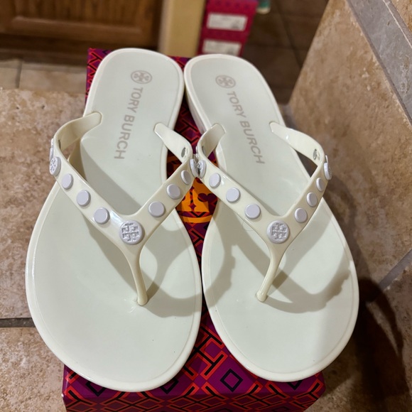 Tory Burch Studded Jelly Sandal- Size 9 - Picture 1 of 8